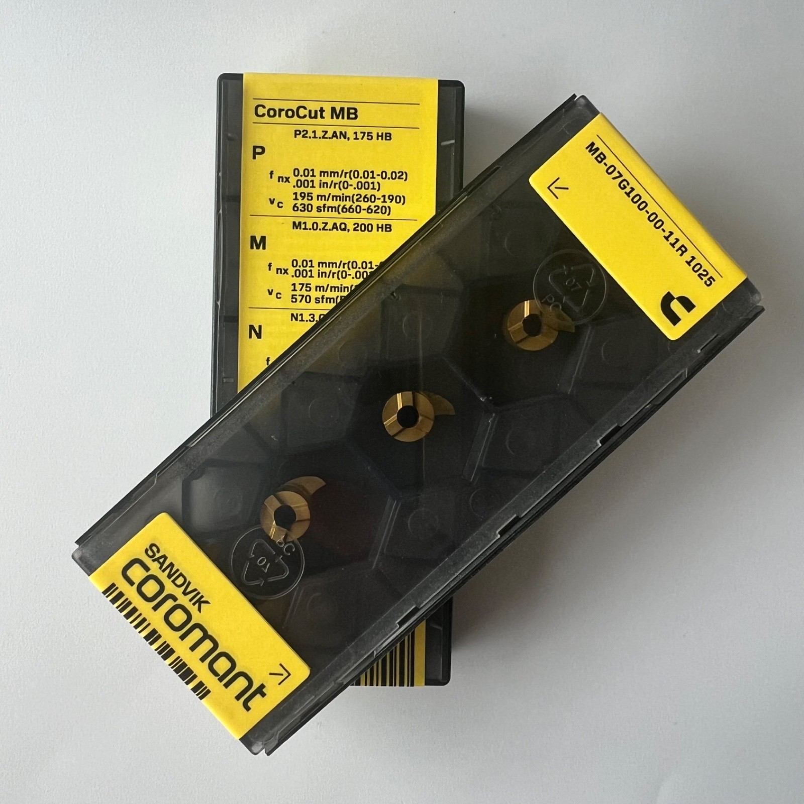 MB-07G100-00-11R 1025 /Sandvik /10 PCS