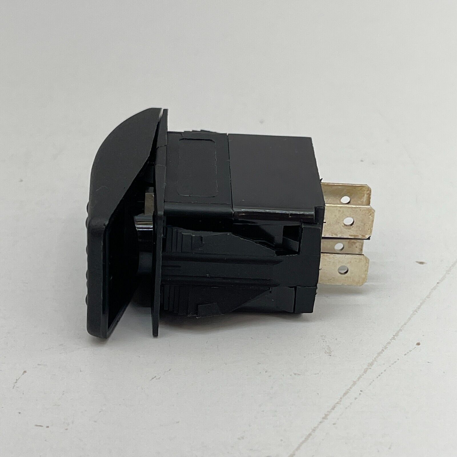 Carling Technologies VAD1 Momentary Rocker Switch 20A 12V Panel Mount V Series