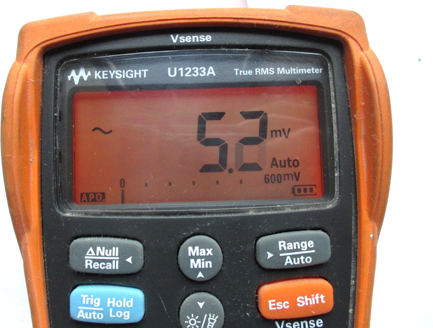 Keysight U1233A True RMS Digital Multimeter. 600V / 15A max.