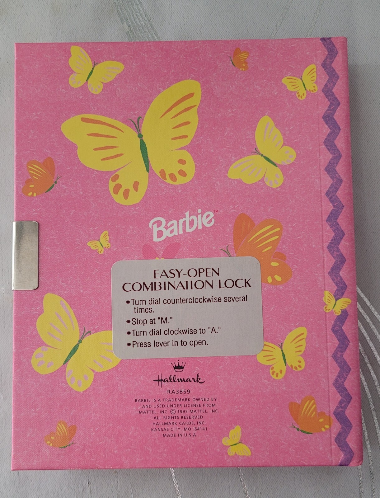 RARE * Vintage 1997 Hallmark Barbie Doll Diary Journal w/ Lock & Key * NEW