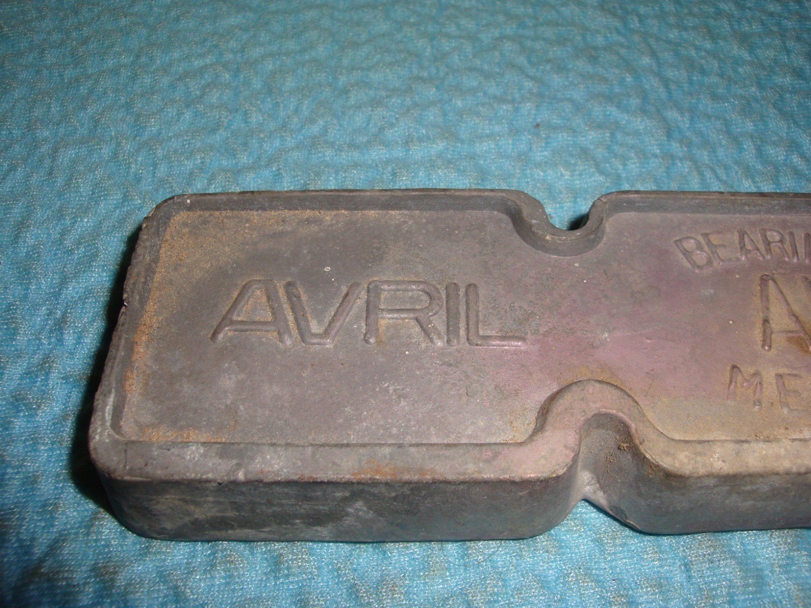 Babbitt Metal 6LBS – Avril Outlasta