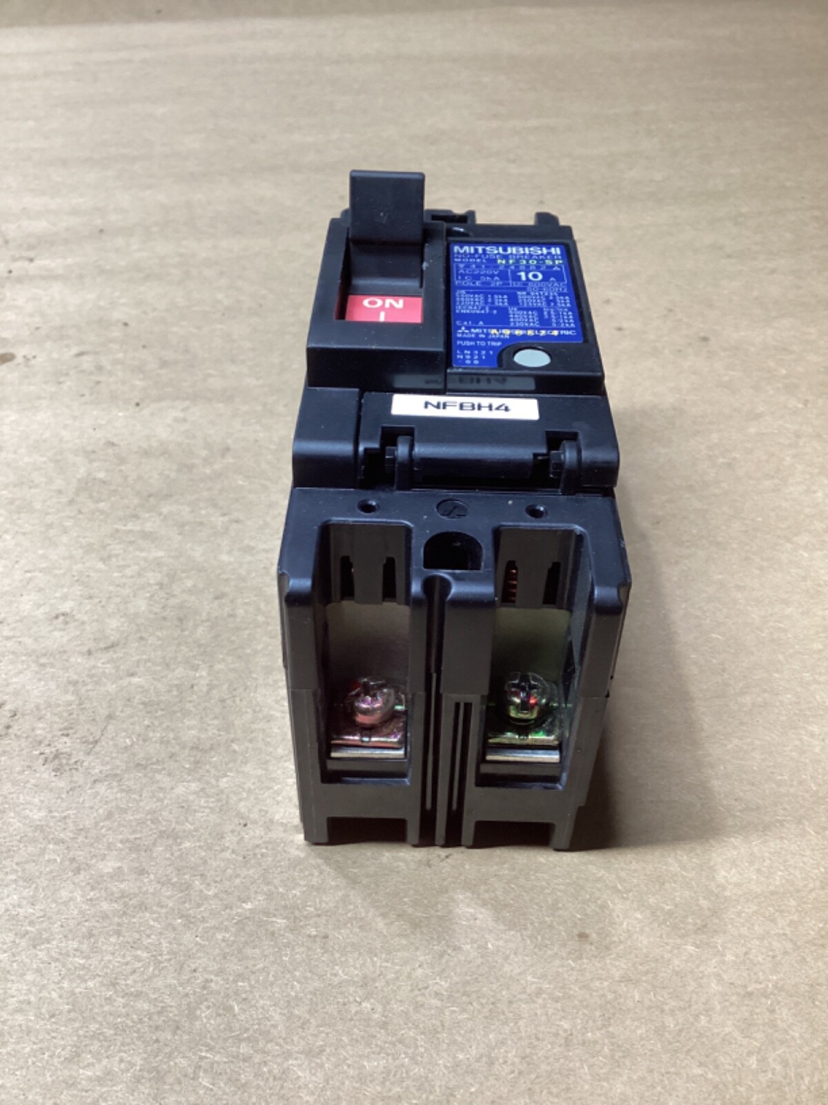 Mitsubishi NF30-SP No Fuse Circuit Breaker, AC220V, 10A #123L111