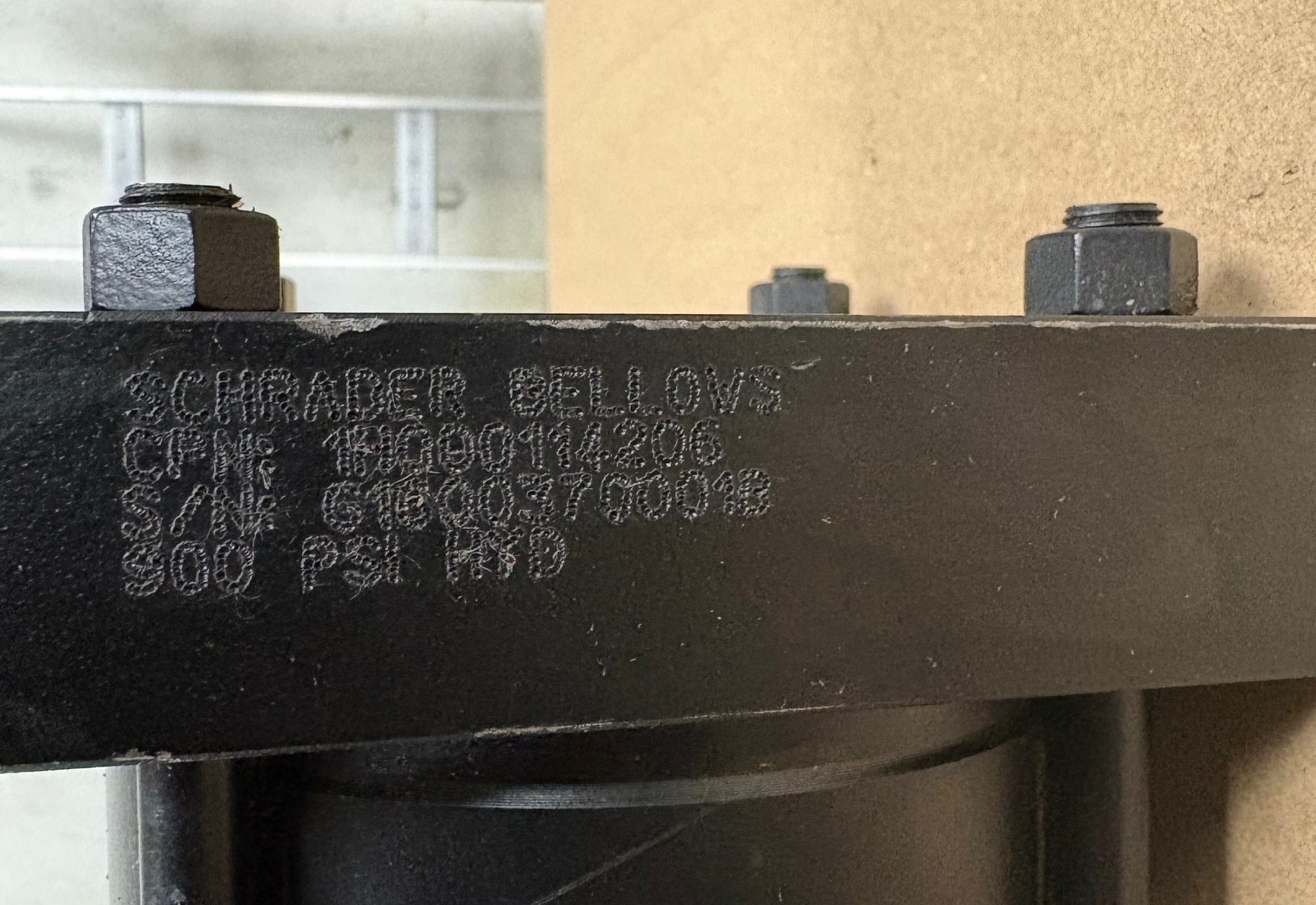 SCHRADER BELLOWS PLE126922 4.000 HYDRAULIC CYLINDER 900 PSI NEW