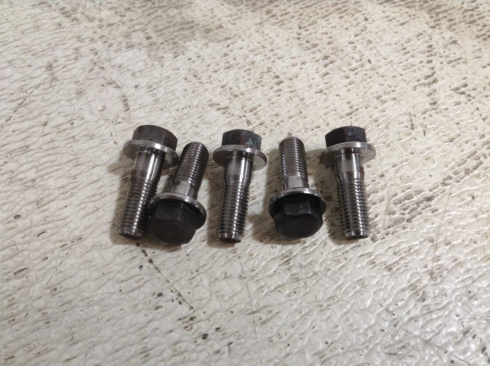 Daedong Kioti E5743-25161 Flywheel Bolt E574325161 Bag of 5 New (TSC)