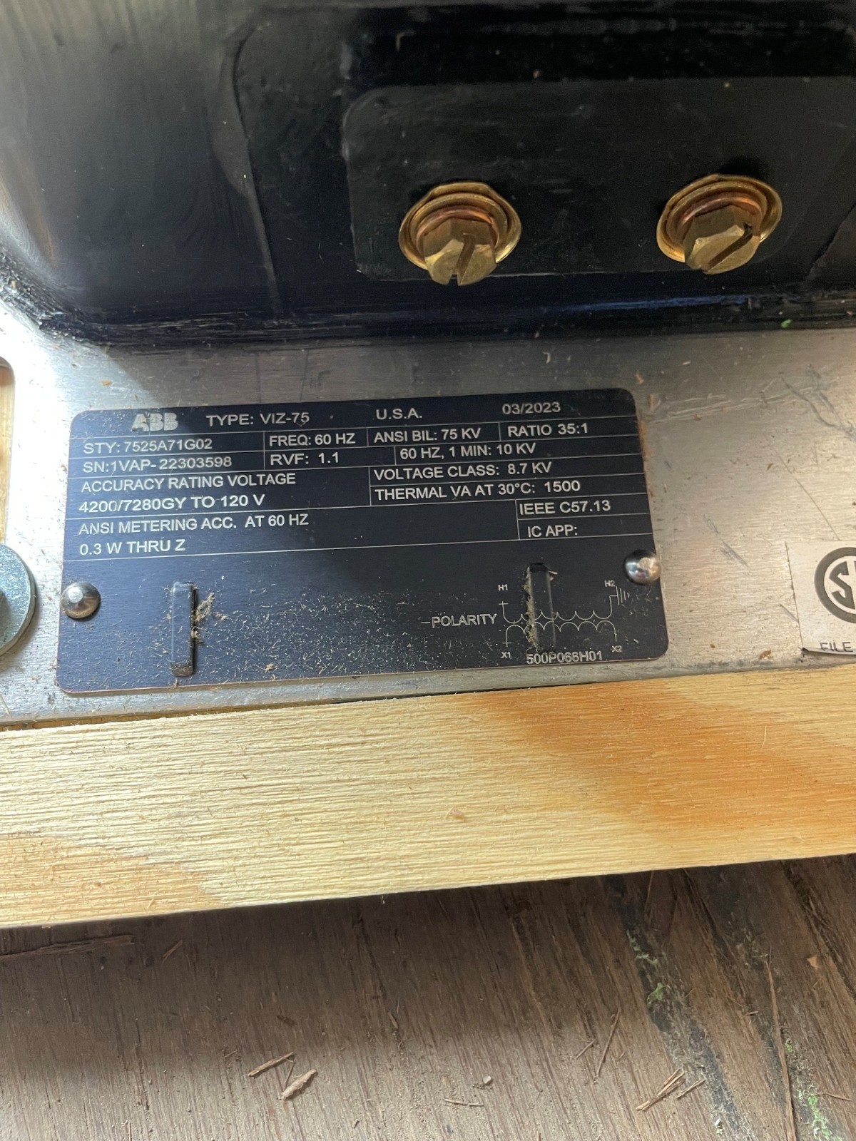 ABB 7525A71G02 – VIZ-75 35:1 75KV/8.7KV 4200 TRANSFORMER