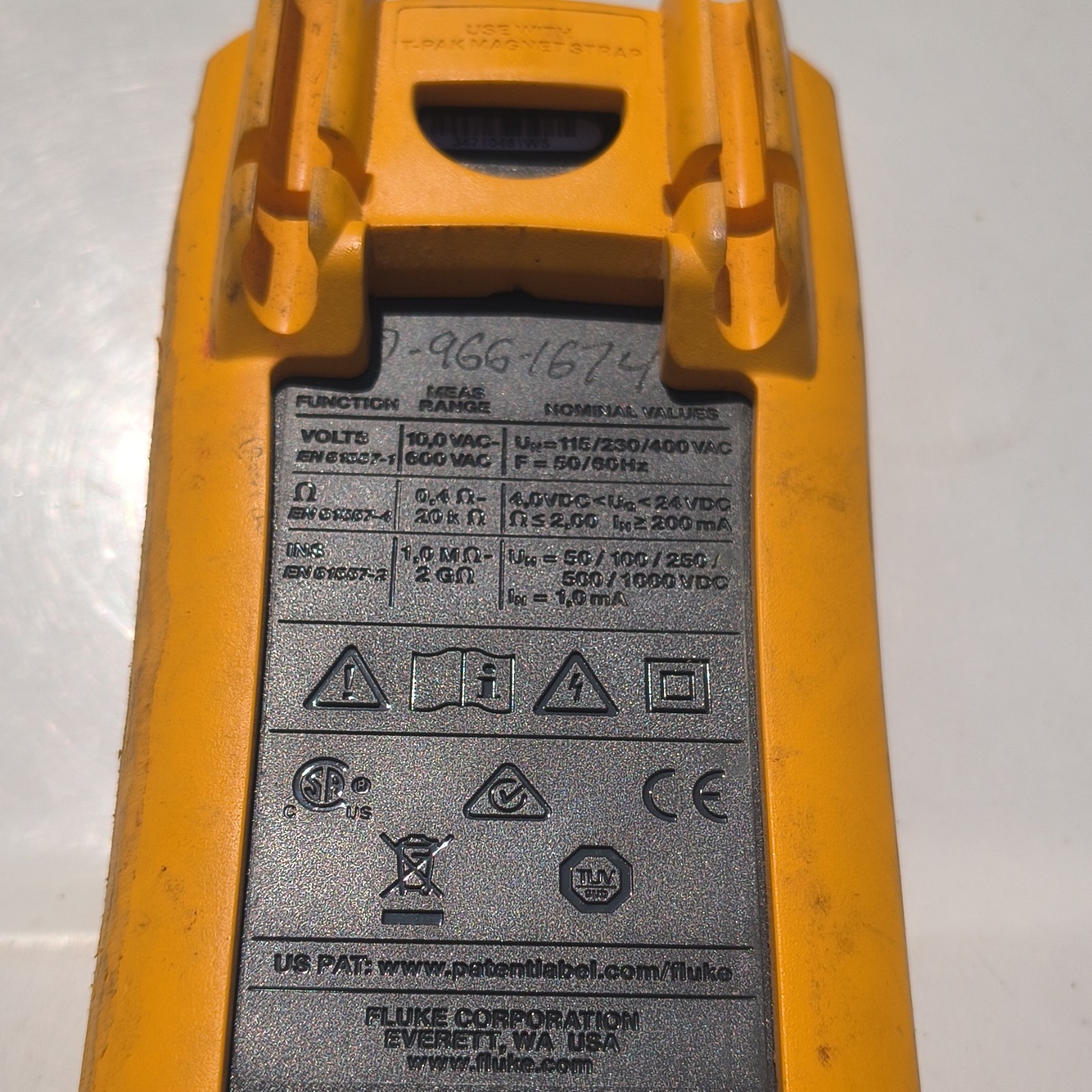 Fluke 1507 Insulation Tester Megohmmeter 50/100/250/500/1000V 1MΩ-2GΩ
