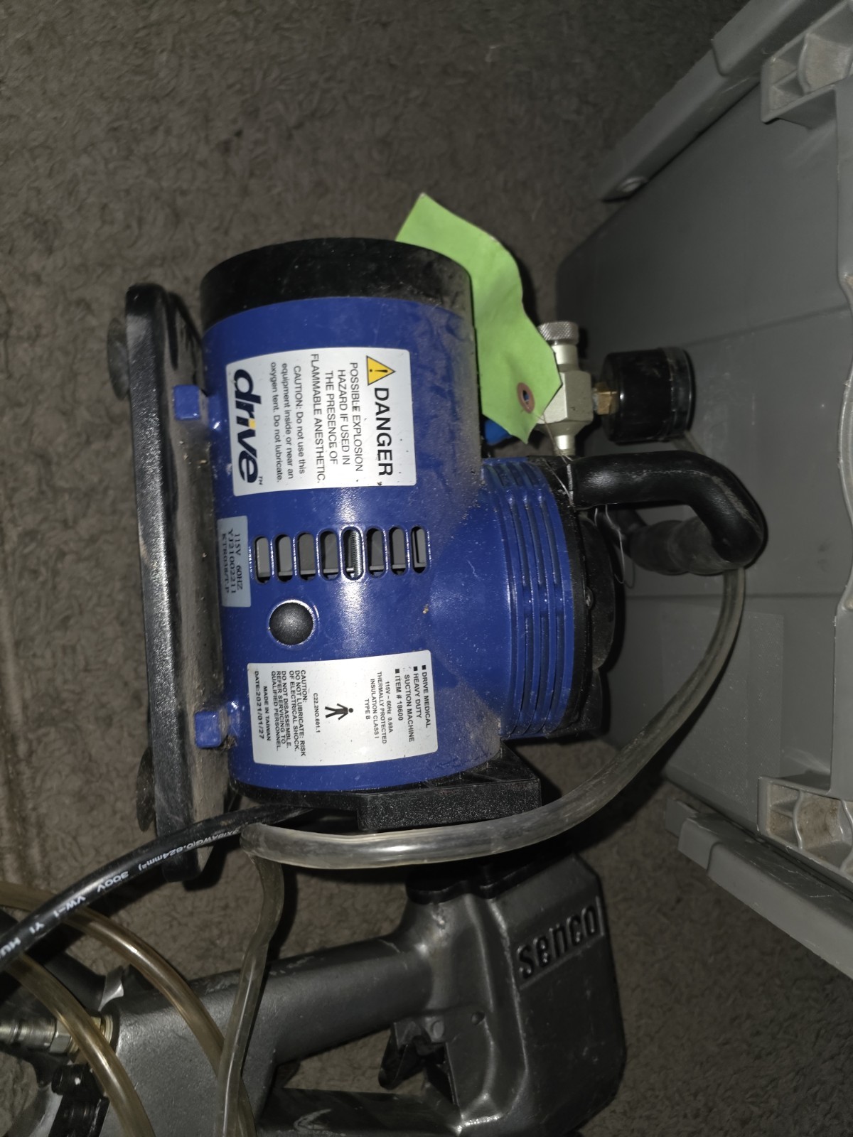Drive 18600 Portable Surgical Suction Pump for Emergency Medicine