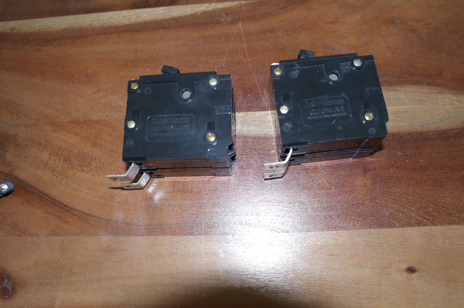 Eaton QBHW 2020 2 pole 20 Amp 120/240 Volt. 40C Bolt On