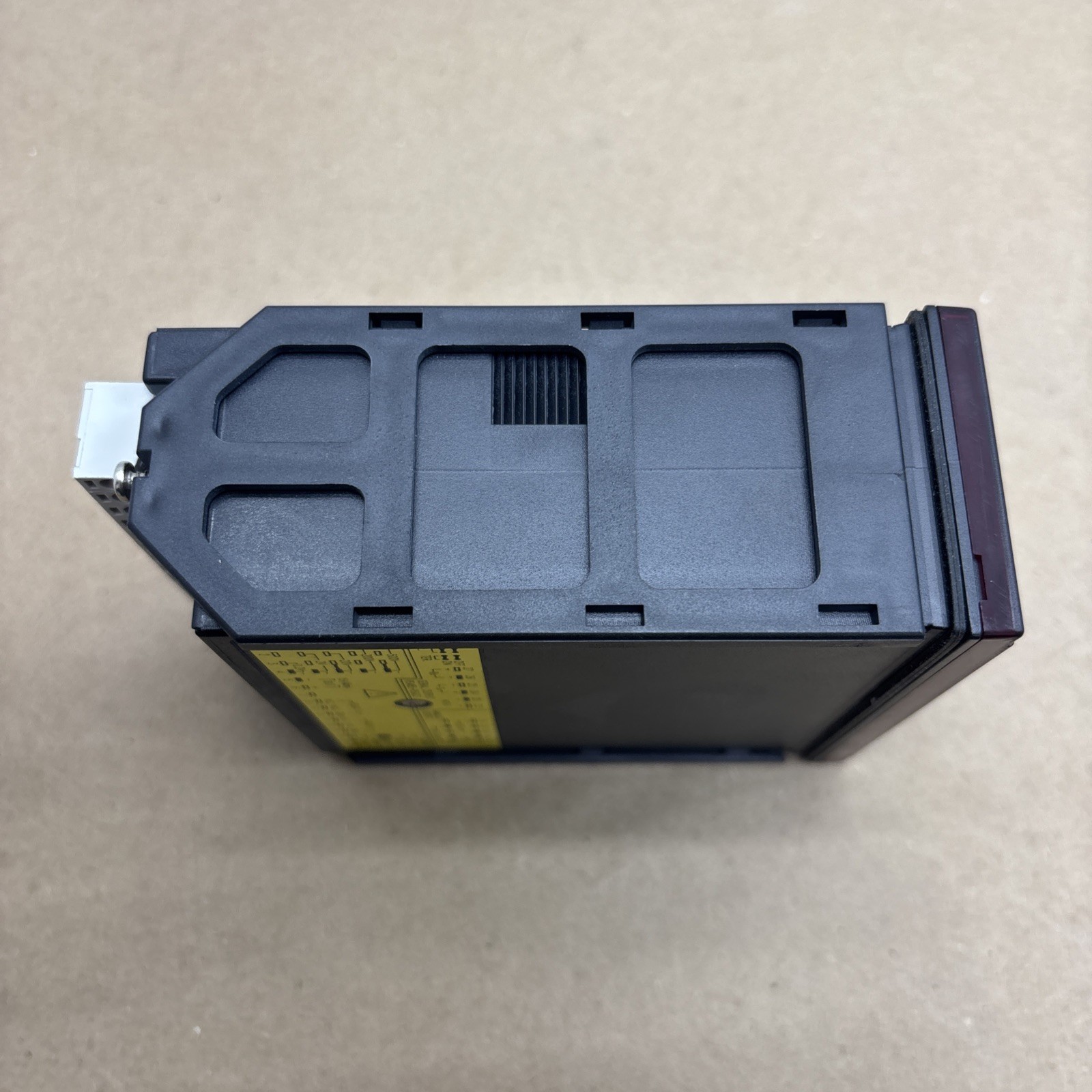 New In Open Box Carlo Gavazzi Mdi 40 Inputs: 200 Mv/2v/20v Dc/ac Power: 9-32v