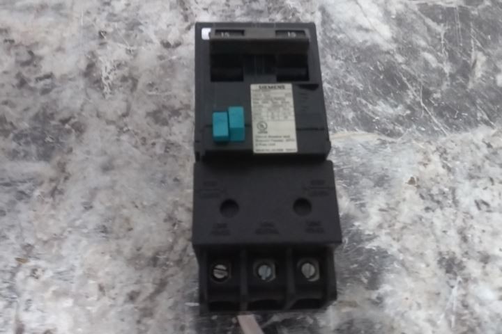 Siemens B215AFH 120/240VAC 15 Amps 2 Poles Miniature Circuit Breaker