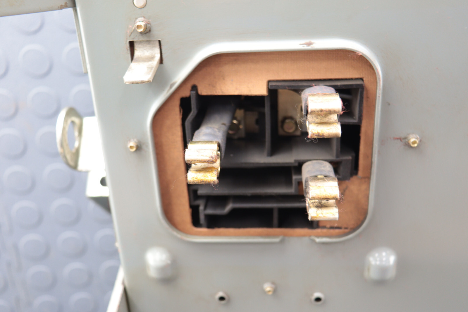 SQUARE D BUS PLUG PQ3603G I-LINE 30A 600V 3P3W 3PH 30AMP BUSWAY SWITCH LOC7022