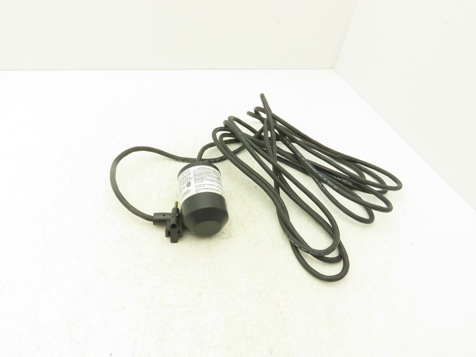 MDI GF10W20F1 Mechanical Float Switch 120VAC 20′ Cord Pump Duty Normally Open