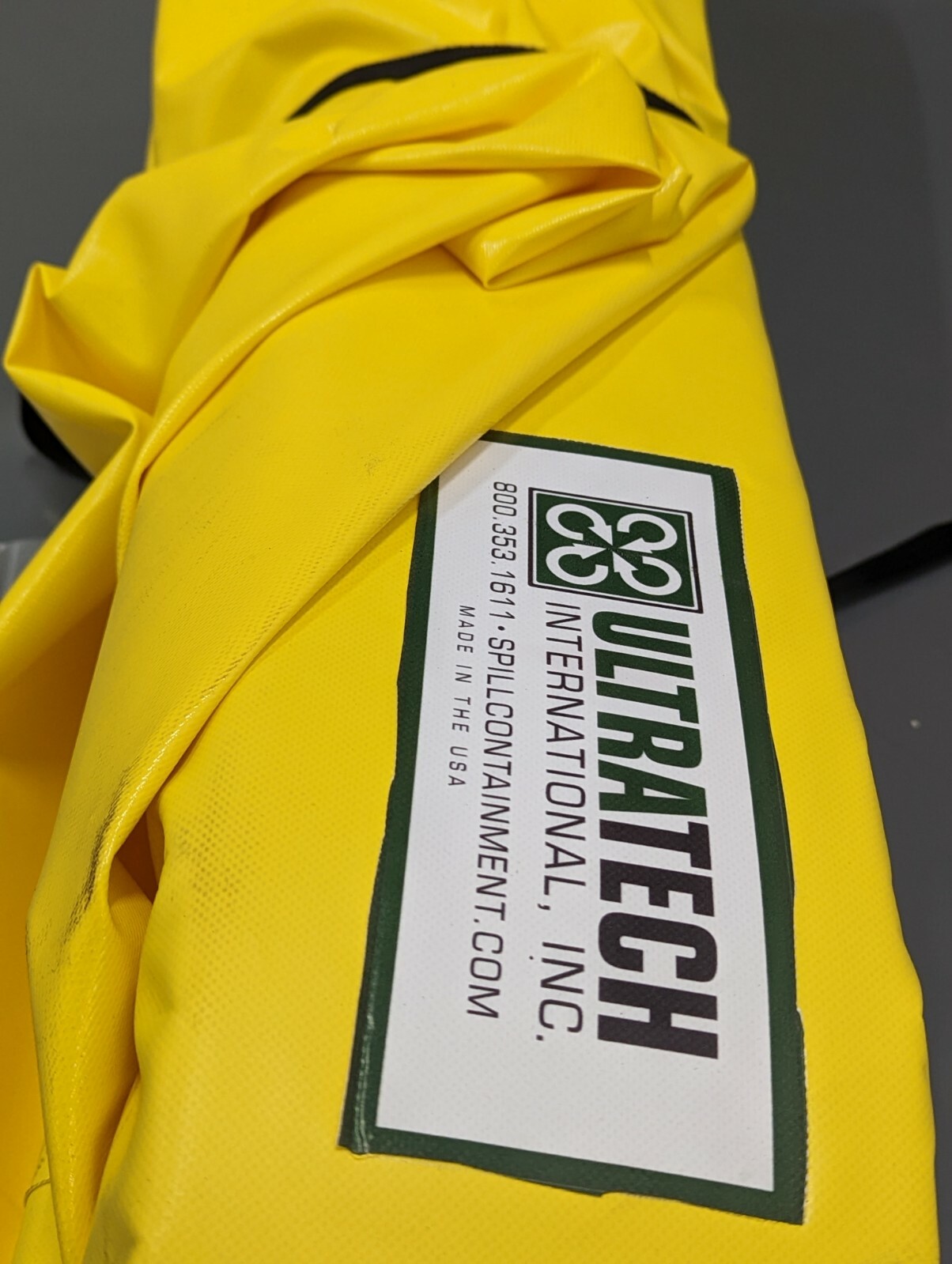Ultratech Snap Wall Containment Berm 8852, 48″ x 48″, 60 gallon, Free Shipping