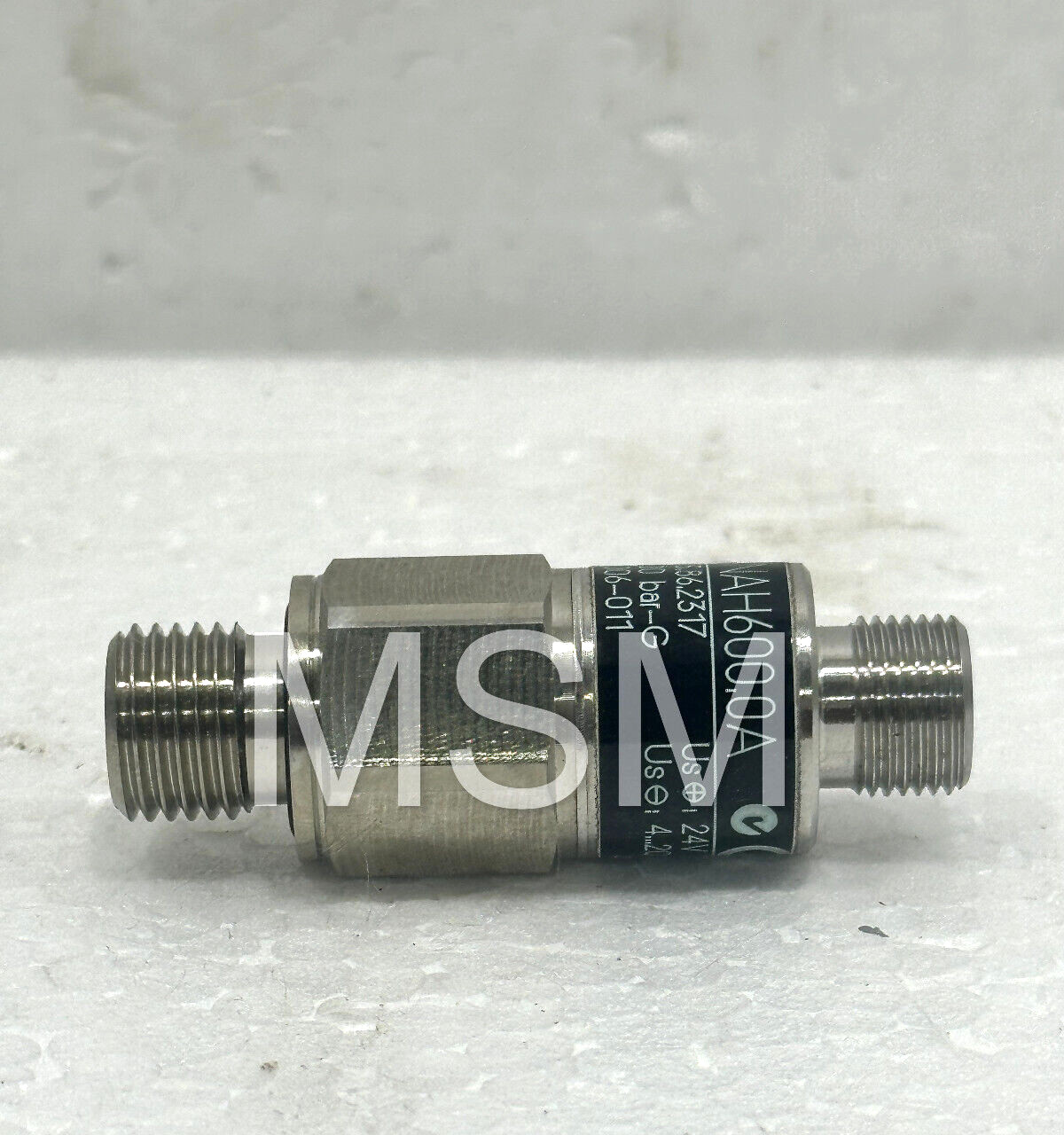 TRAFAG NAH600.0A / TYPE :8253.86.2317 RANGE 0…600 BAR-G