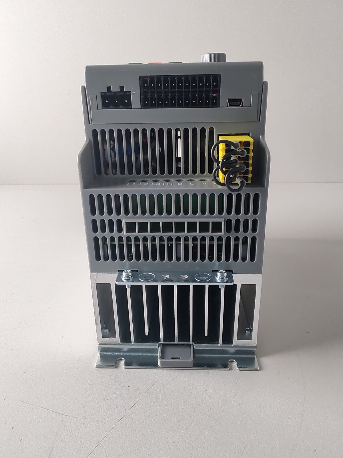 Rexroth EFC5610-2K20-3K20-3P4-MDA-7P-NNNNN-L1NN Frequency Converter R912007275