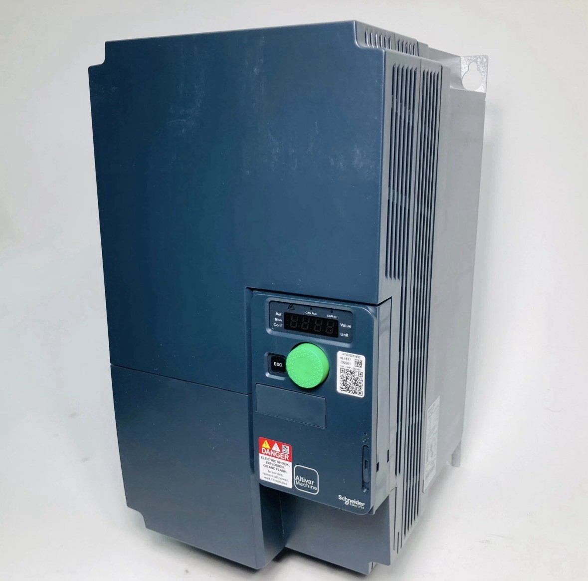 Schneider Electric ATV320D11M3C AC Speed Drive 11kW 15HP 200-240V