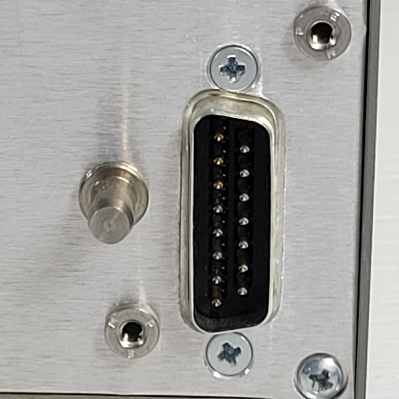 Stanford Research SRS SIM9B2 Double-Wide Prototype Module for SIM900