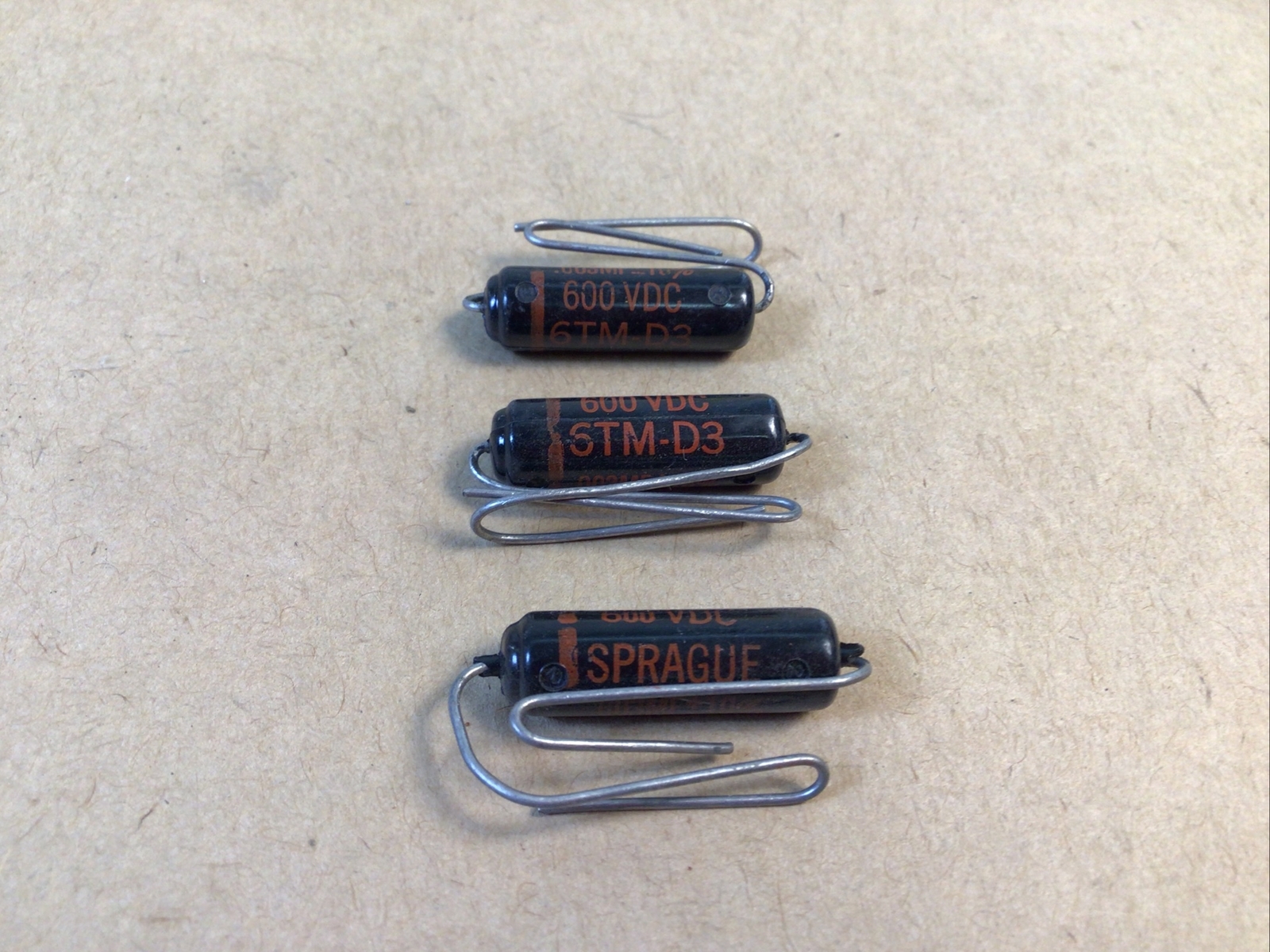 3 Pieces – Sprague 6TM-D3 Capacitor 0.003 Mf 600VDC NEW