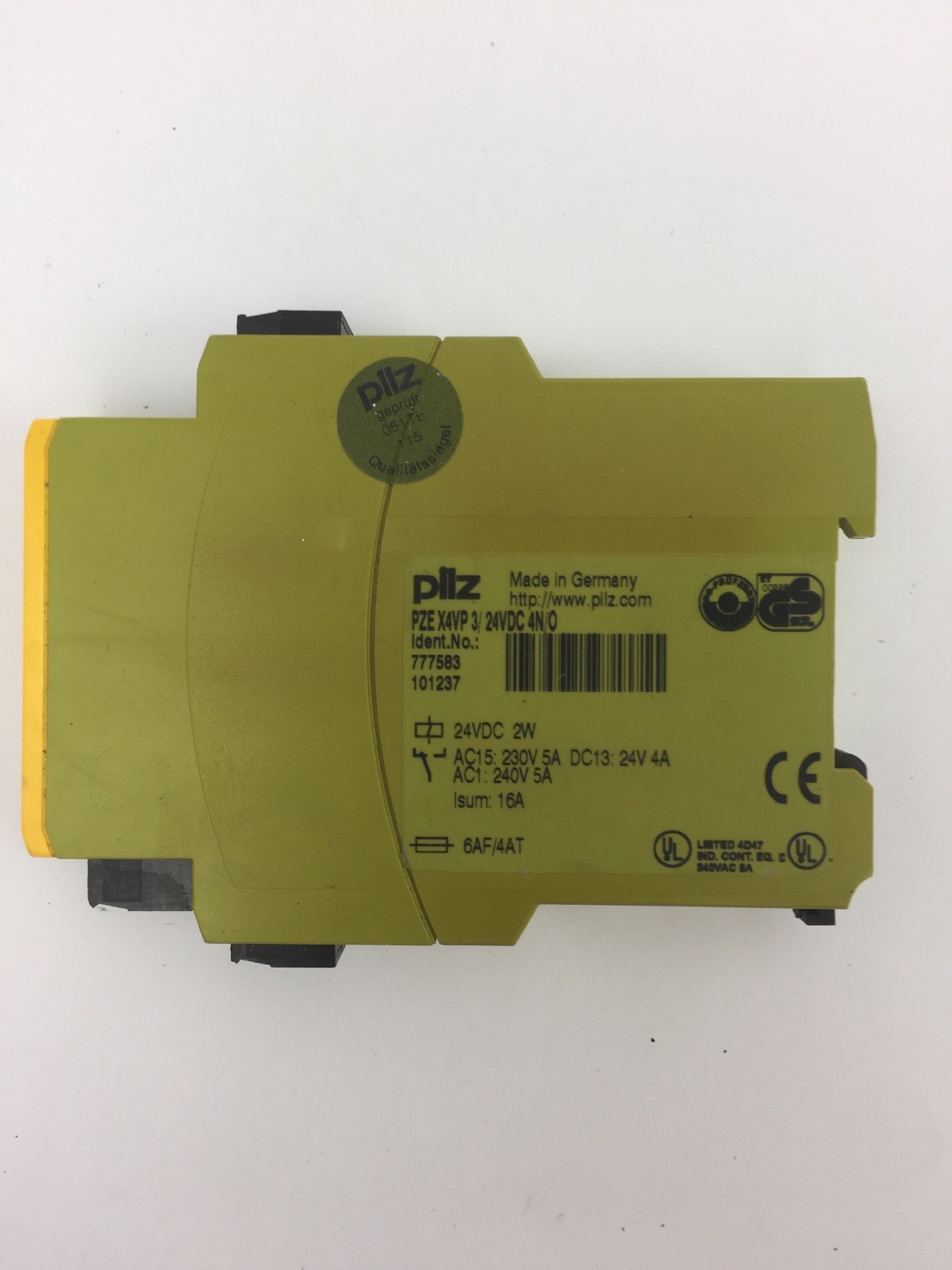 PILZ PZE X4VP 3 24VDC 4N/O SAFETY RELAY