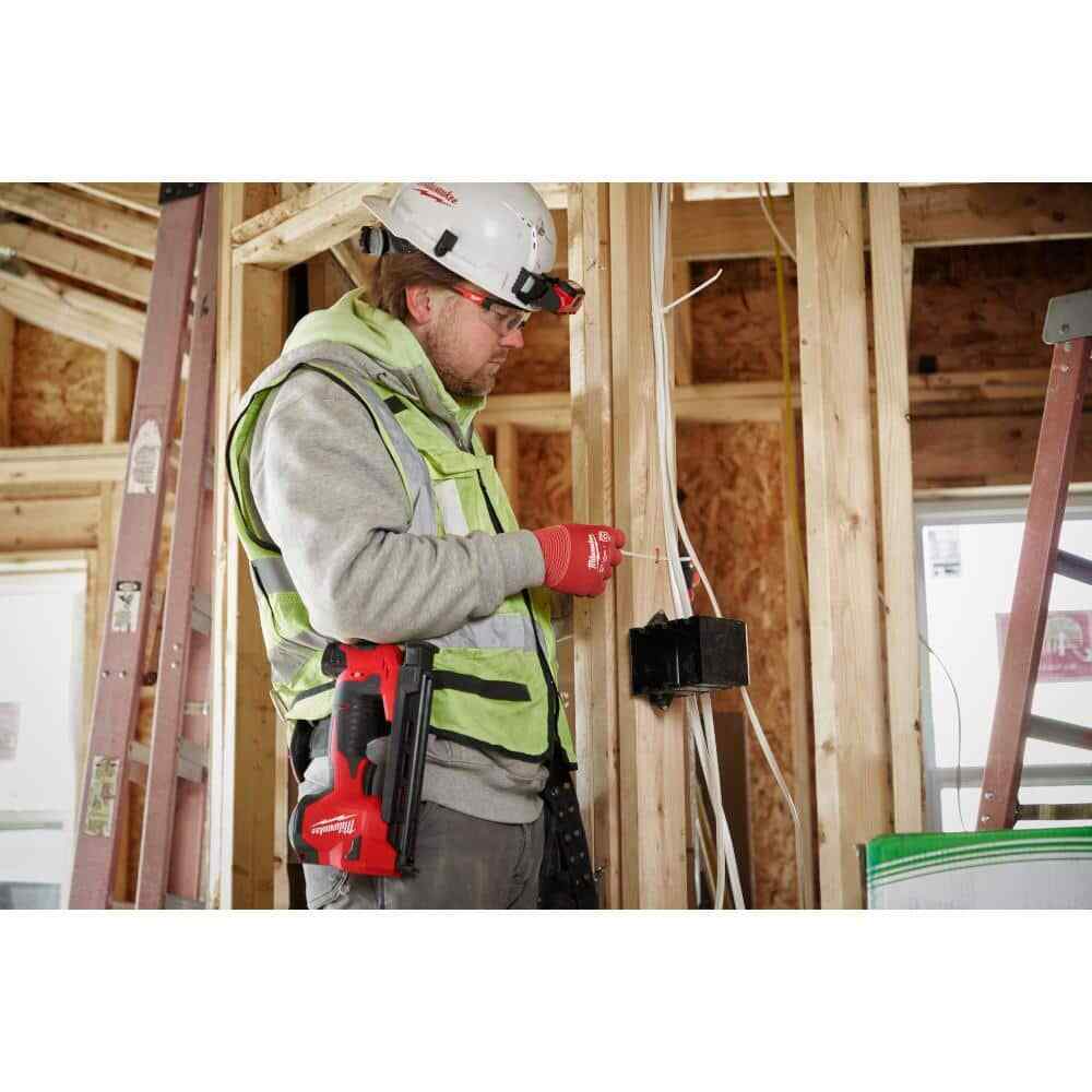 1 In. Insulated Cable Staples for M12 Cable Stapler (600 per Box)