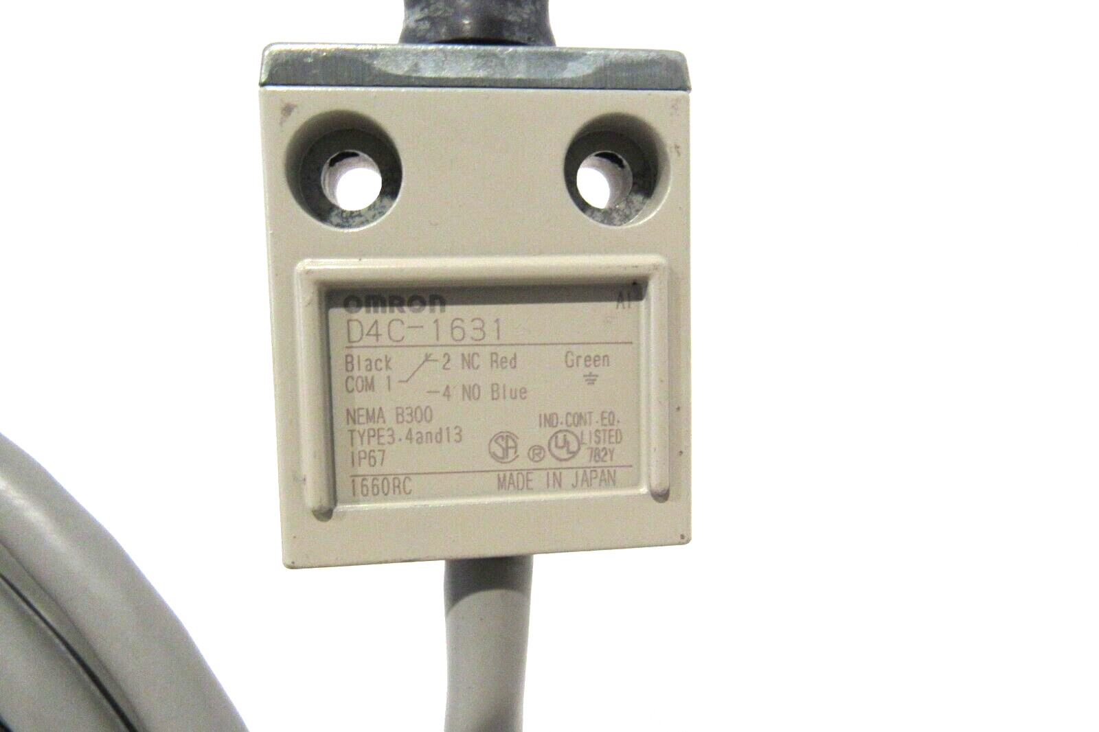 NEW OMRON D4C-1631 LIMIT SWITCH D4C1631