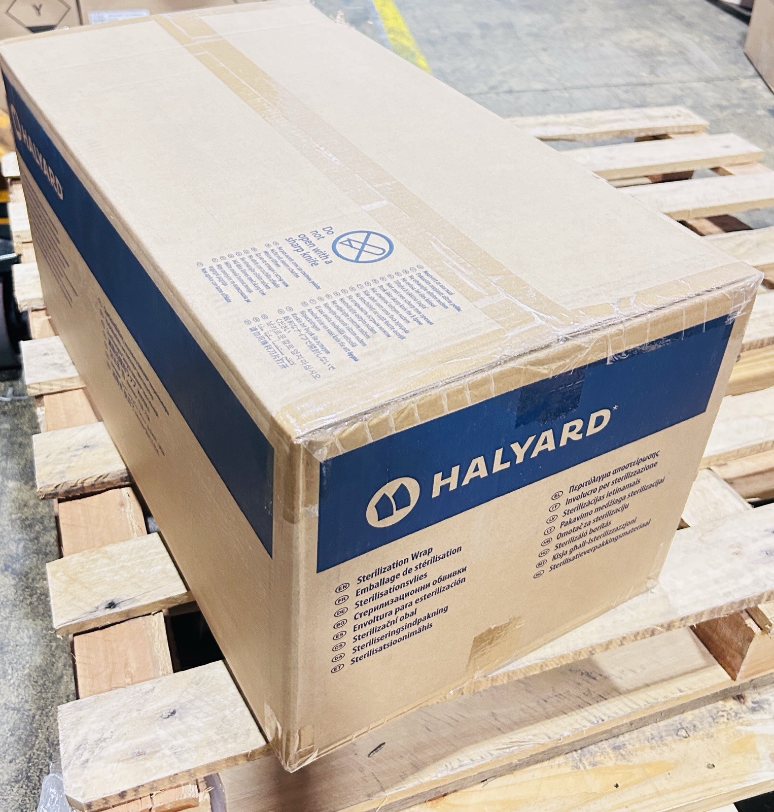 Halyard H200 Sequential Sterilization Wrap 24x 24 Case of 240 Sheets, #3417420