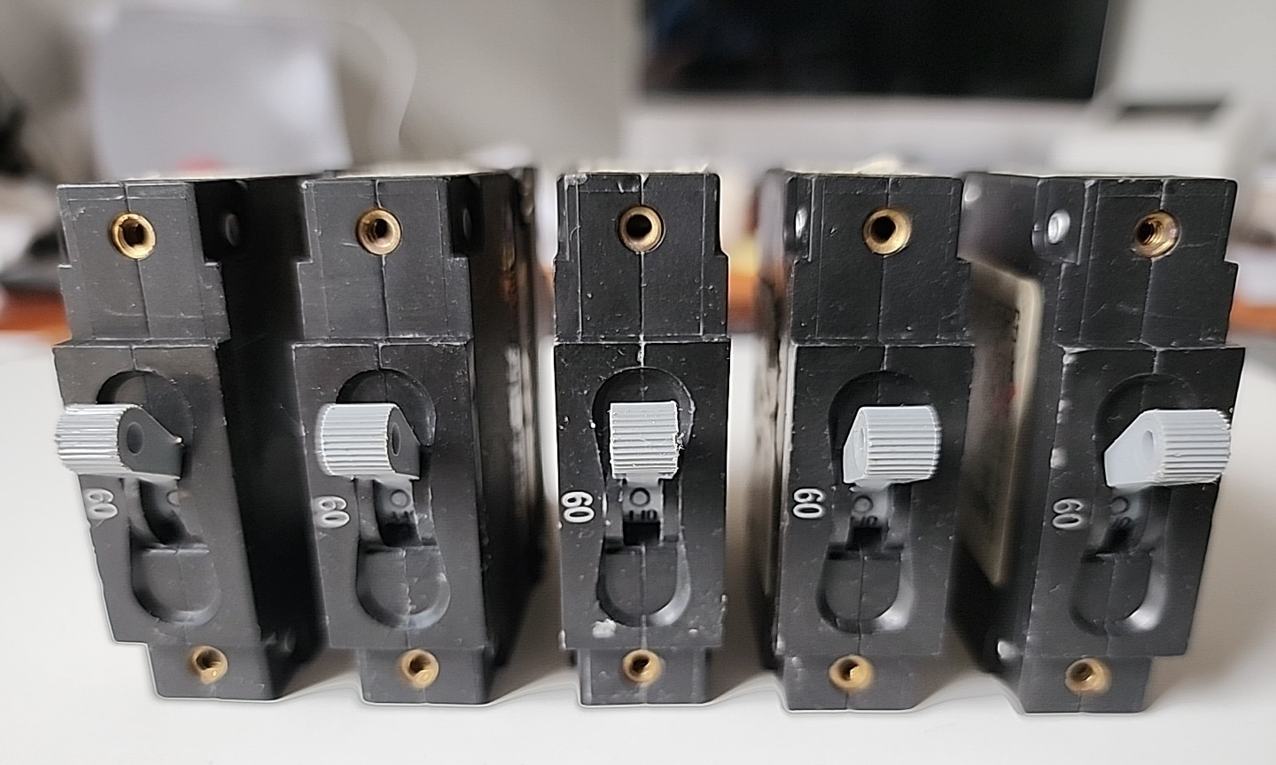 5x CARLING CTI-X0-12-094-A71-MJ 60A 80V BULLET STYLE CIRCUIT BREAKER [2WS2-6]