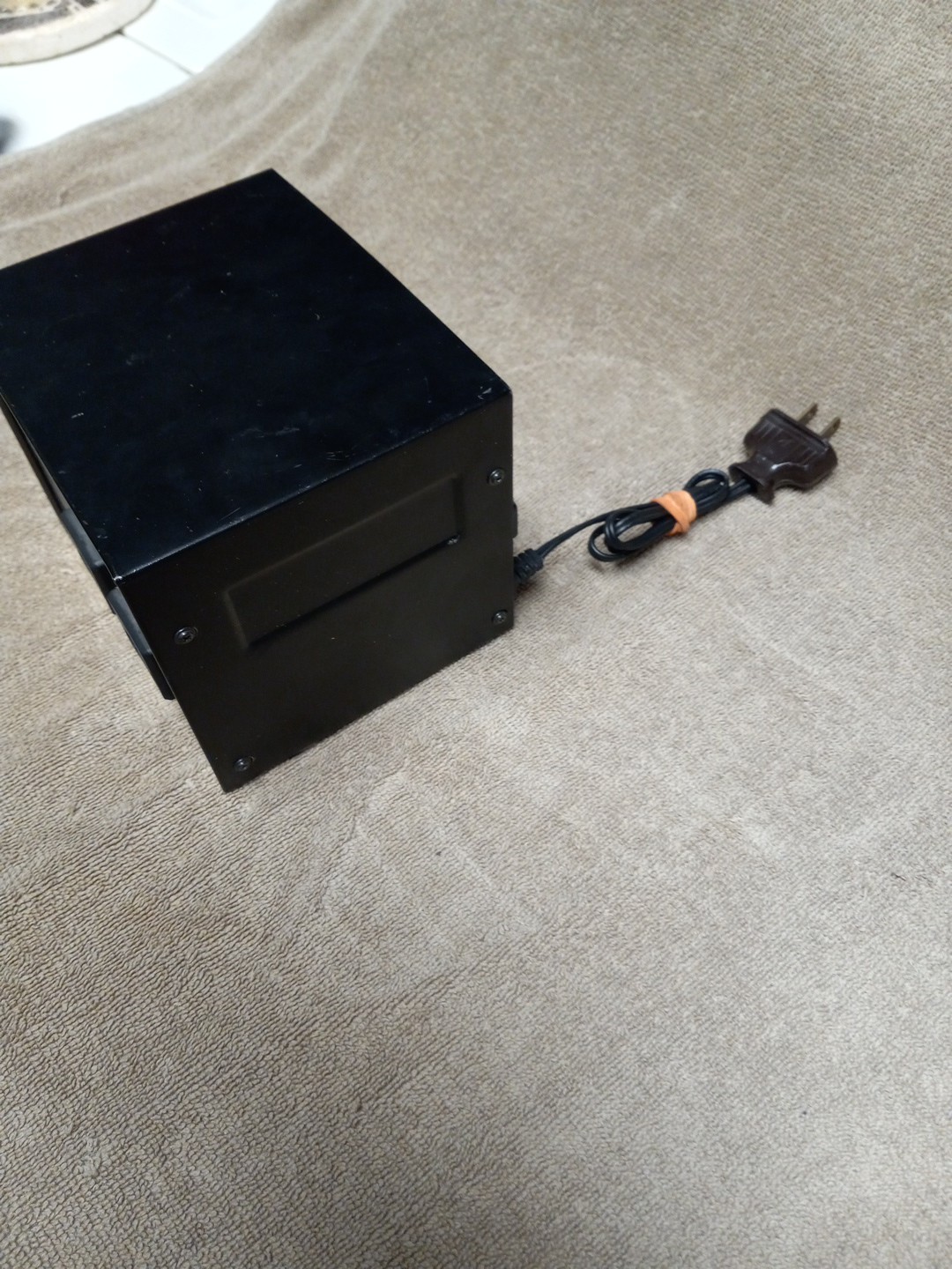 SUPER F-500 AC-AC CONVERTER 500W STEP UP/ STEP DOWN w/American PLUG
