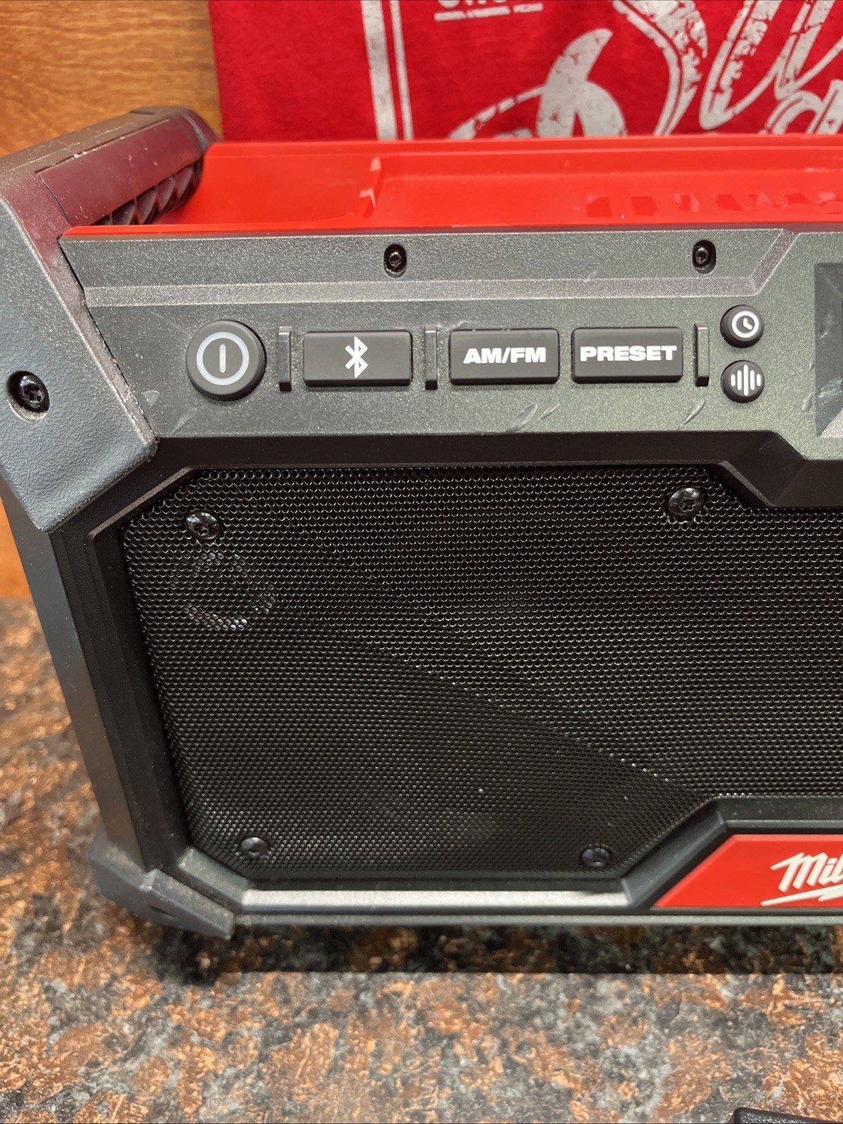 Milwaukee M18 18V Lithium-Ion Cordless Jobsite Radio (LOOK)