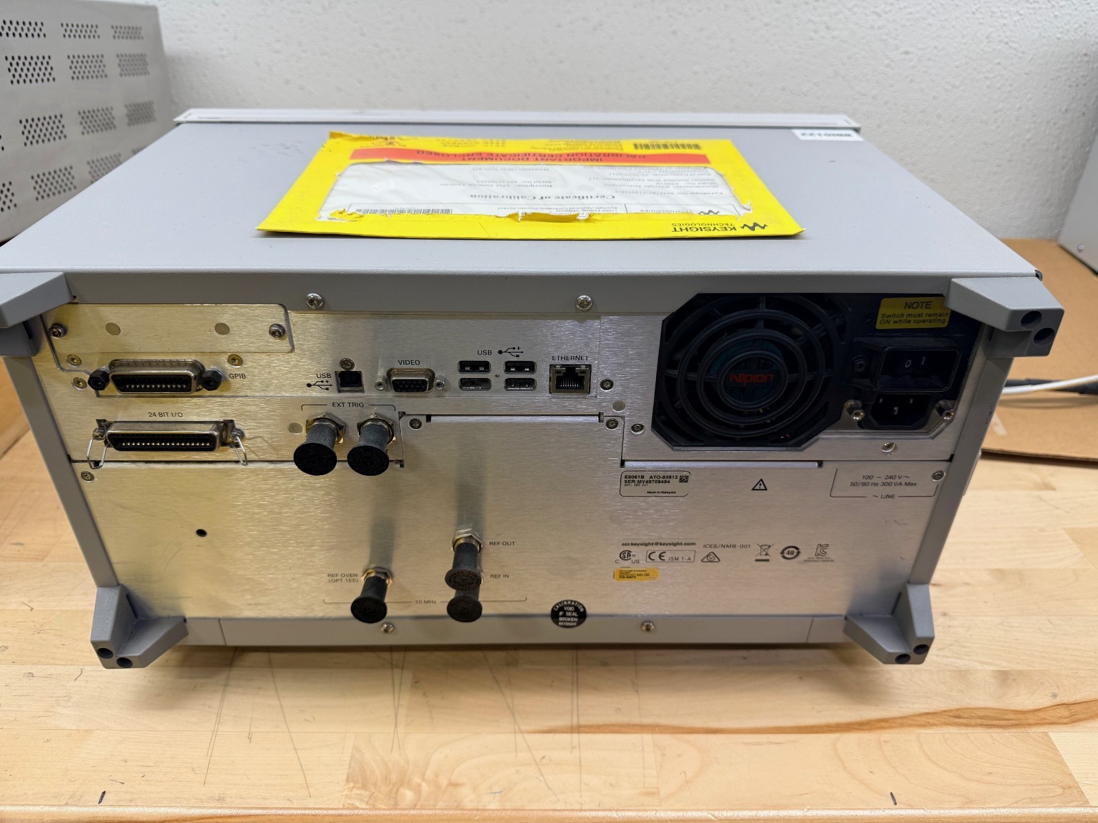 Keysight E5061B ENA Vector Network Analyzer