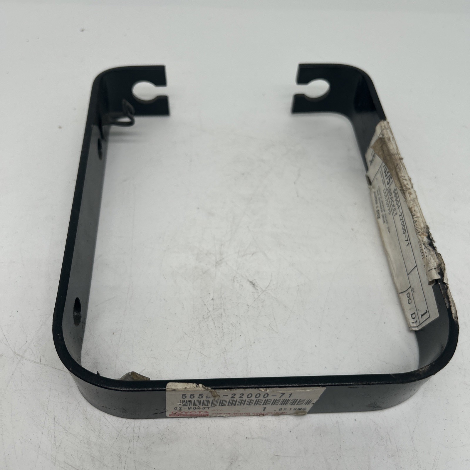 Toyota – 56504-22000-71, Bracket T1