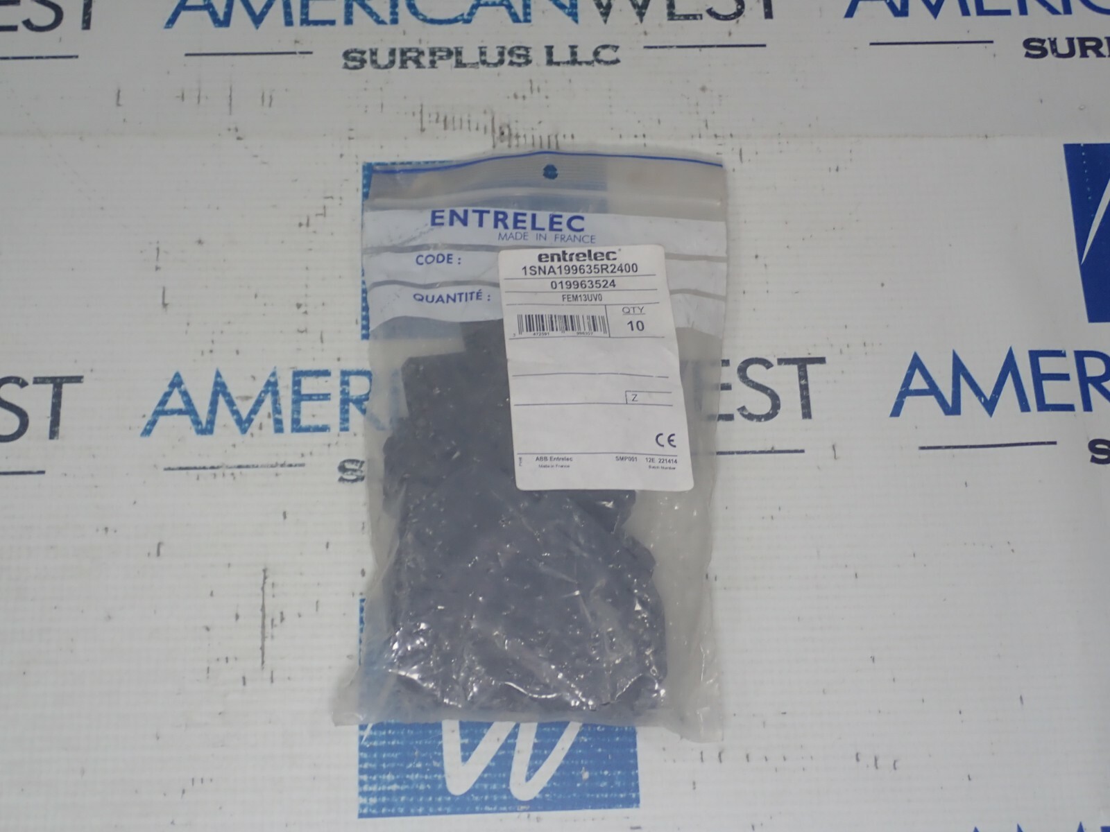 ENTRELEC FEM 13U 1SNA199635R2400 TERMINAL BLOCK END PLATE LOT 10