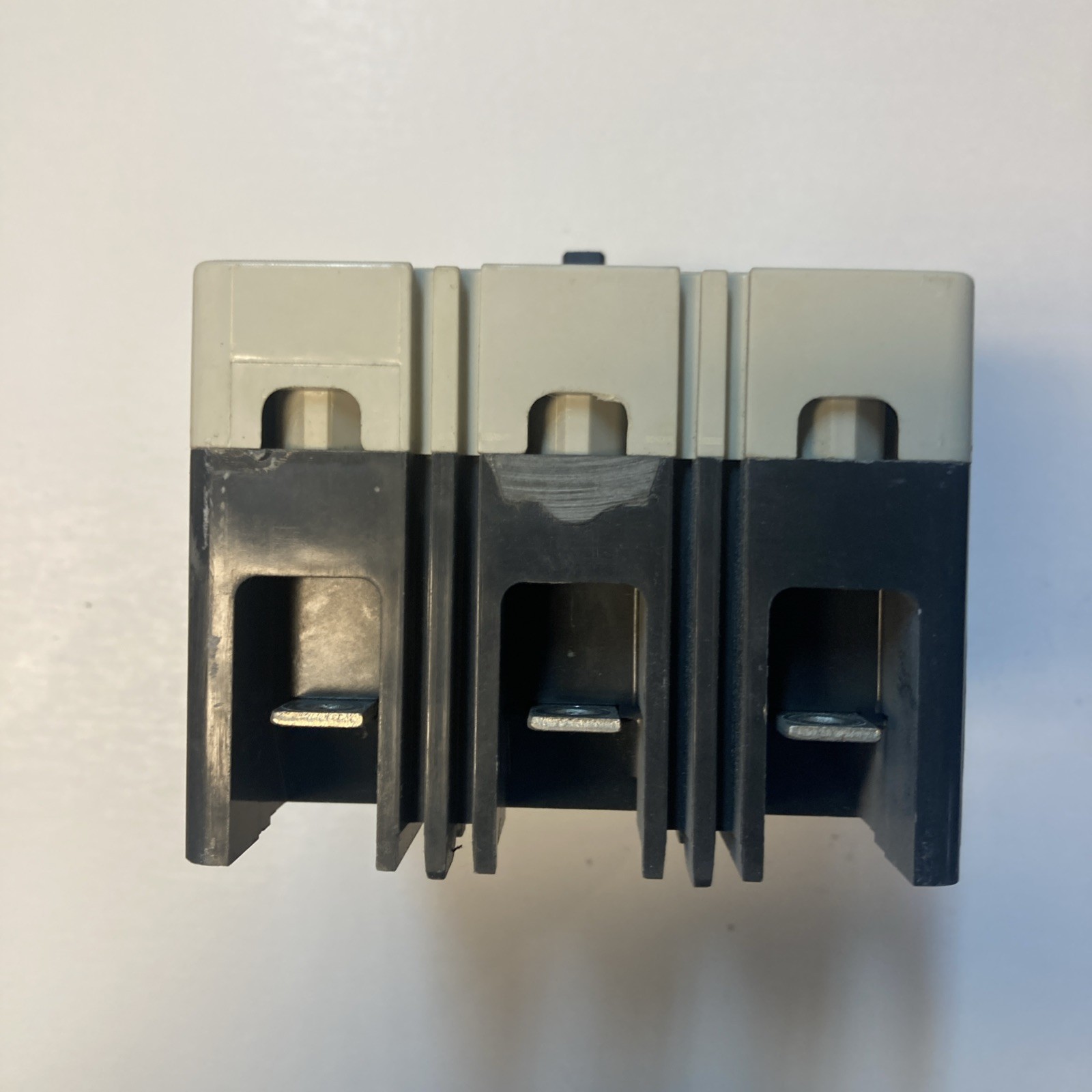 Eaton EHD3060 Industrial Circuit Breaker 60A 3-Pole 480VAC