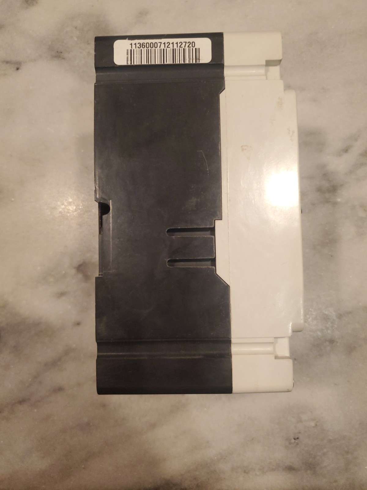 Eaton / Cutler-Hammer 125 Amp Circuit Breaker 240 VAC 3 Pole ED3125