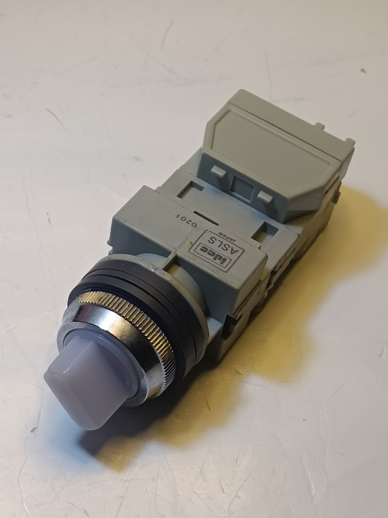 Idec Izumi ASLS 0201 Selector Switch Pri 240V Lamp 6.3V 1w M Ui600 Ith10A Japan