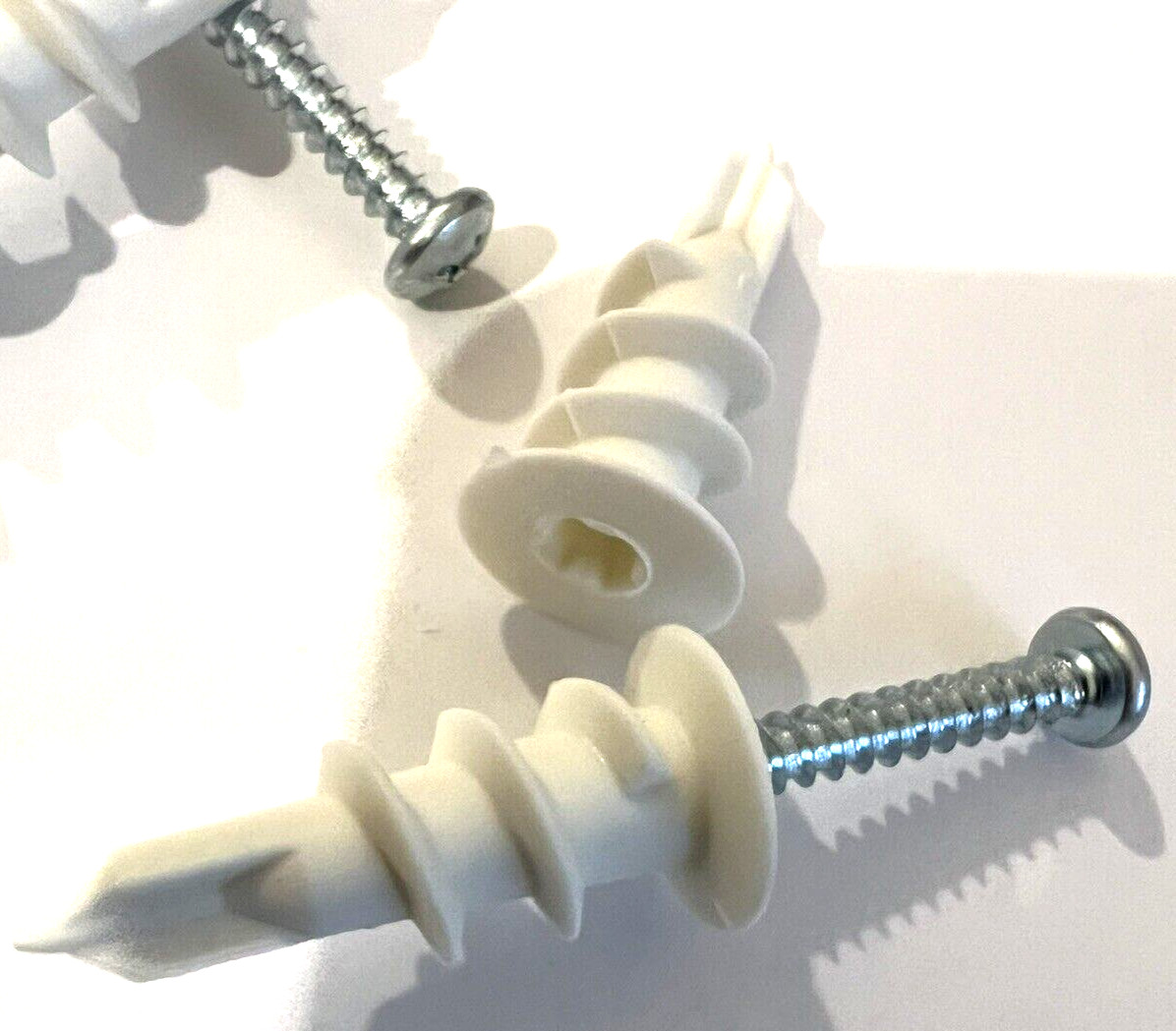 Premium Nylon Plastic Self Drilling Drywall Anchors with Screws, 40 sets