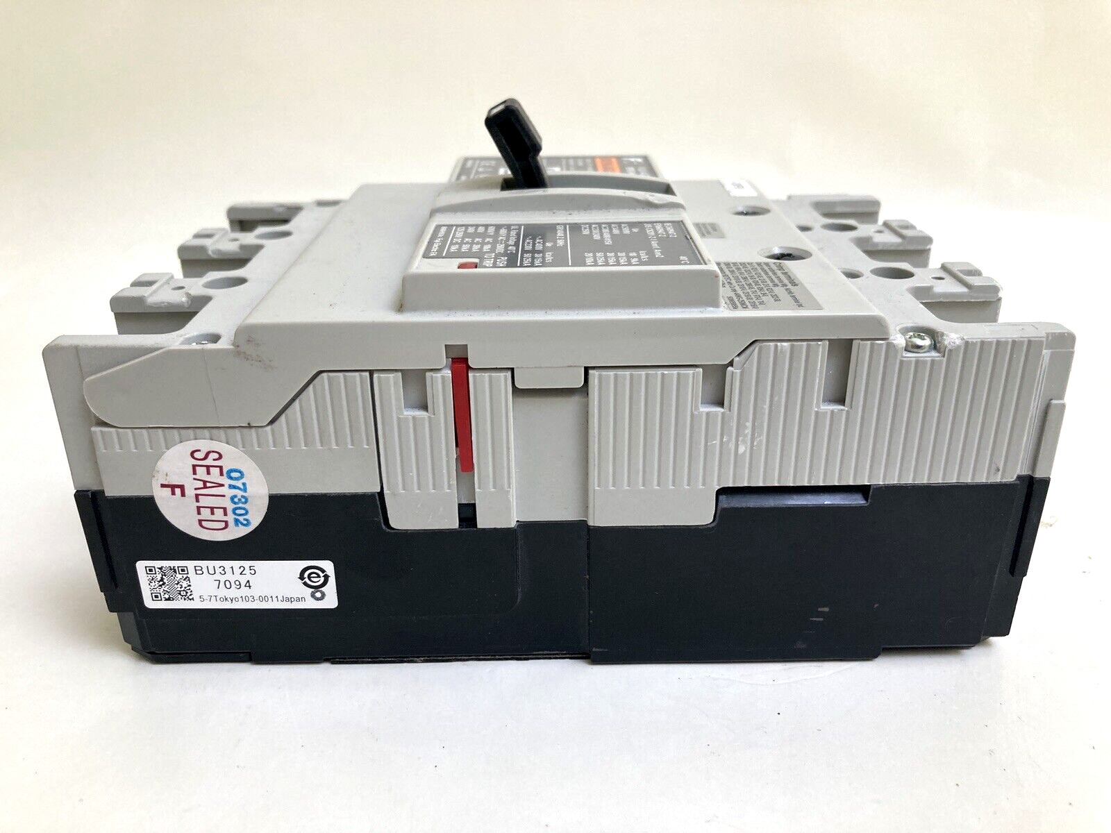 FUJI ELECTRIC BW250JAGU-3P125 / BW250JAGU3P125 (NEW TAKE OUT) FAST SHIPPING!
