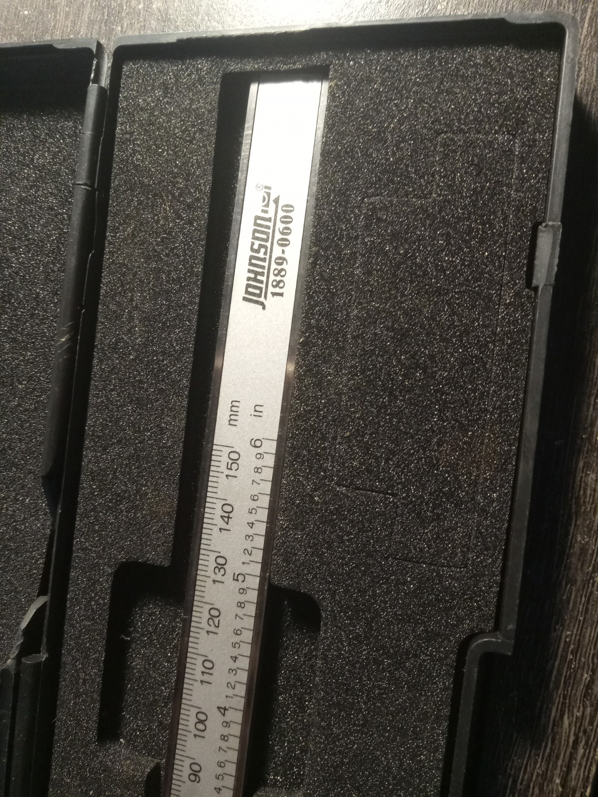 JOHNSON 1889-0600 Stainless Steel Digital Caliper 0 to 6 In.