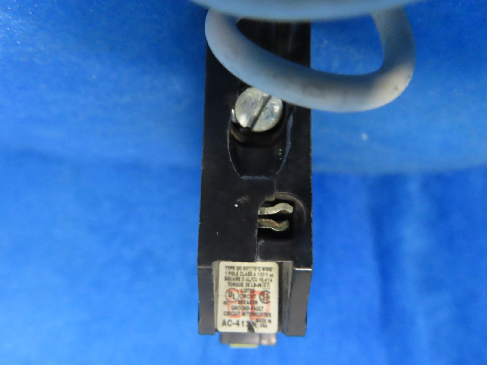 SQUARE D BREAKER QO120GFI (GFI) 20A 120/240V 1P W/ GFI 10k 1YR WARRANTY