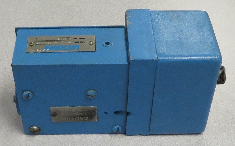 VICKERS Tracer Valve M/N: F3 SA406 35004 13 S/N: X2380