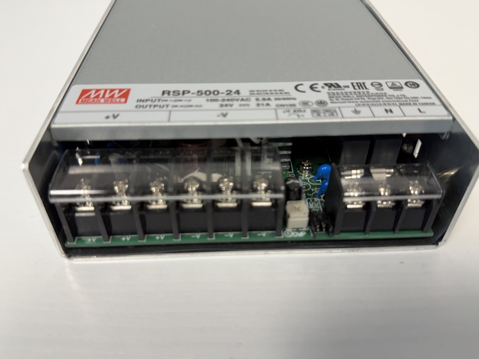 Mean Well: RSP-500-24 Enclosed Power Supply, 500W 24V 21A 100-240VAC