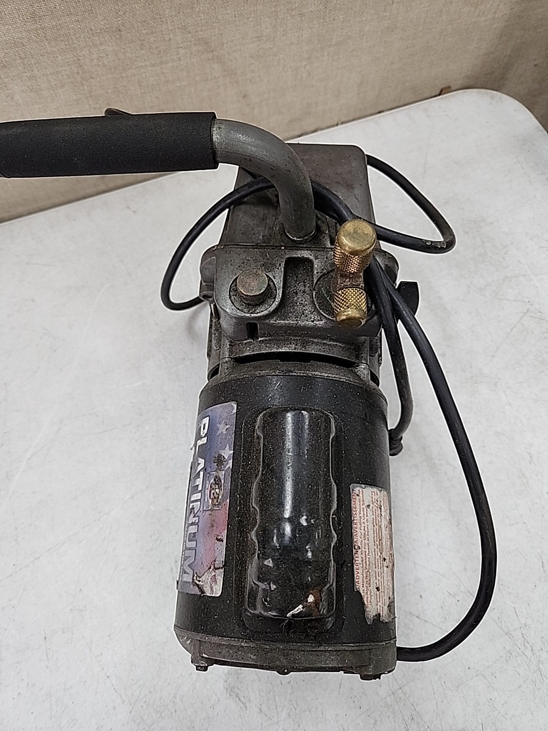 JB Industries DV-200N Platinum Vacuum Pump Working.