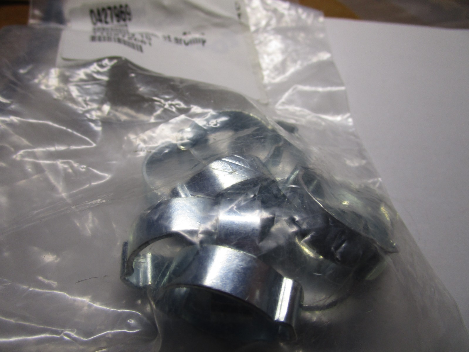 22.5mm to 27.0mm Diameter Carbon Steel 2-Ear Ear Clamp QTY 11