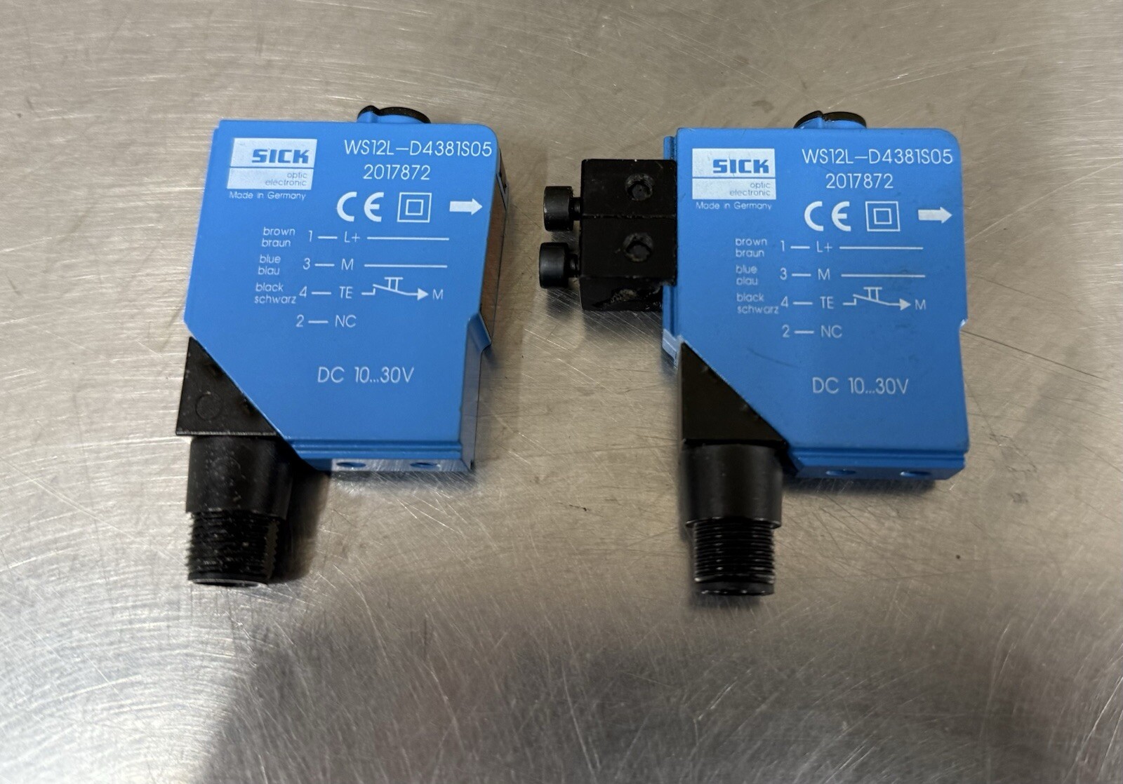 Lot Of 2 – Sick WS12L-D4381S05 2017872 Laser Light – Used