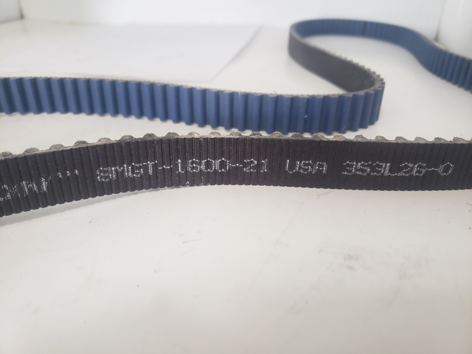 GATES 8MGT-1600-21 POLY CHAIN BELT 8mm PITCH 21mm WIDTH 200 TEETH, NNB