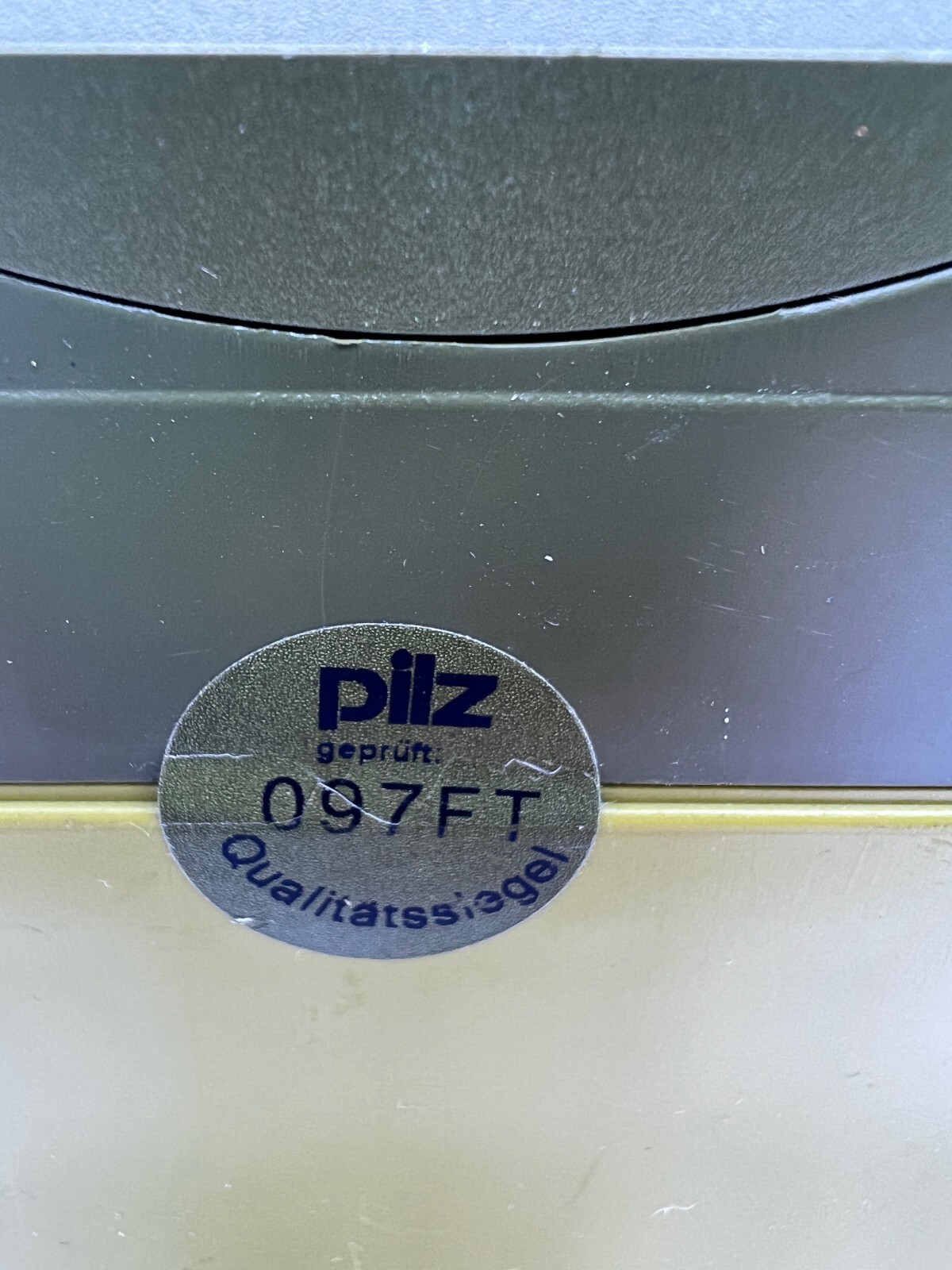 PILZ PNOZ 3 5S 474894 Safety Emergency Stop Relay 24VDC 4,5W DIN GERMANY