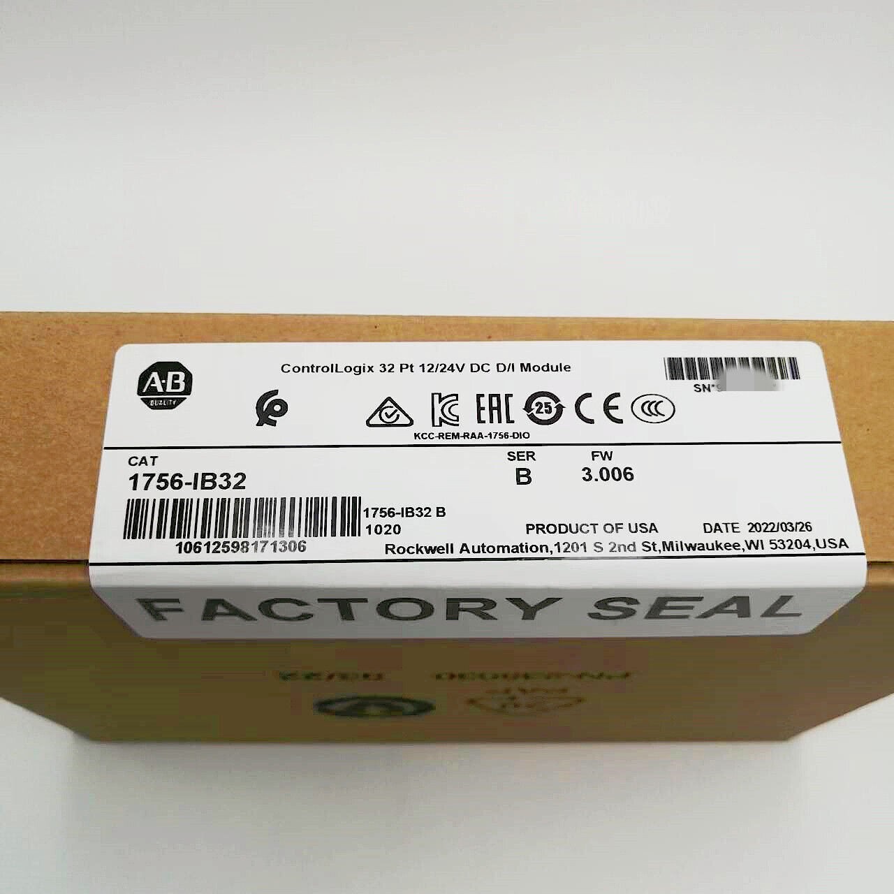 NEW- Allen Bradley 1756-IB32 AB SER B CONTROLOGIX 32 PT DC INPUT MODULE US USA