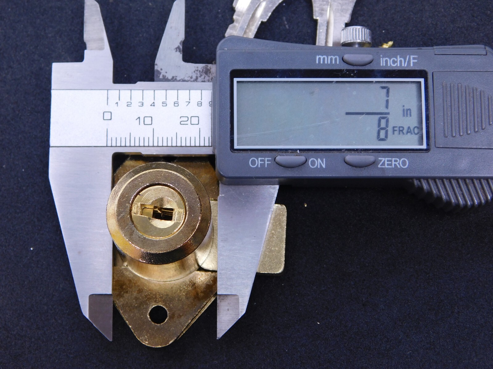 DESK OFFICE DRAWER CABINET LOCK BRASS 7/8″DIA x7/8″L Cylinder Keyed Different HN