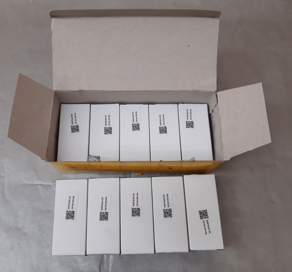 Lot of 10 Hubbell DR20C2GRY 125V 20A 2-Pole Duplex Back & Side Wired Receptacle