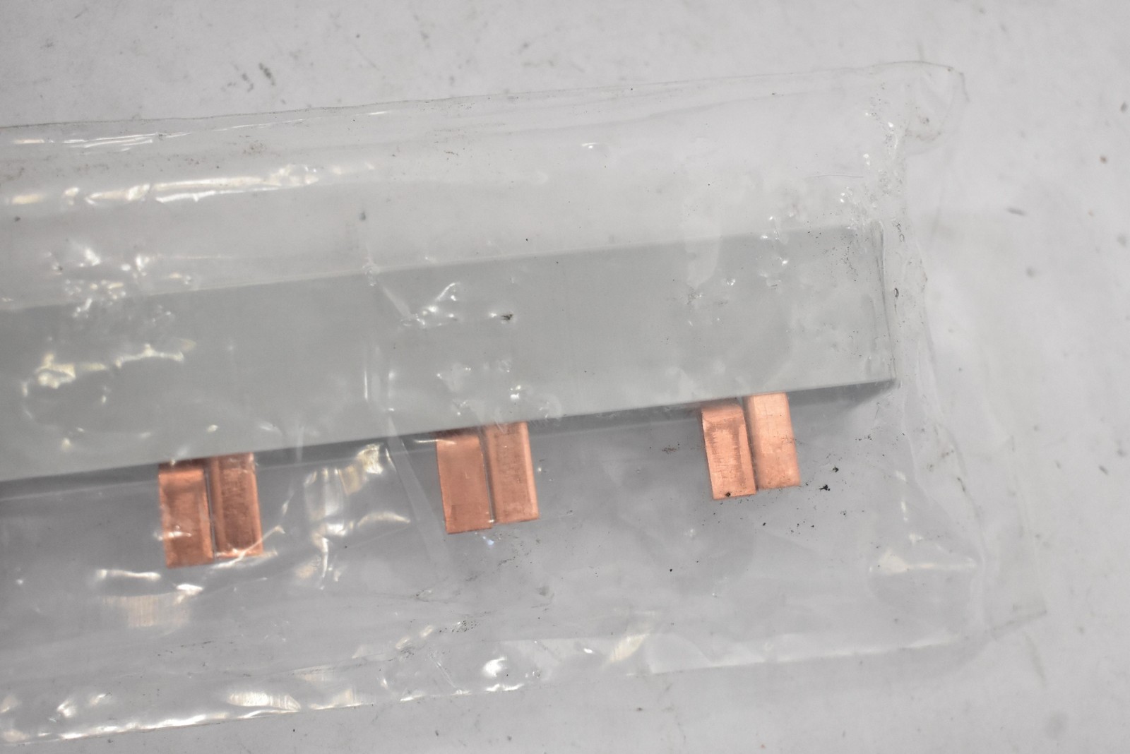 FMX MCB1-2PBB-100-12 Copper Bus Bar Connector 91-100A 601-650V Gray Germany